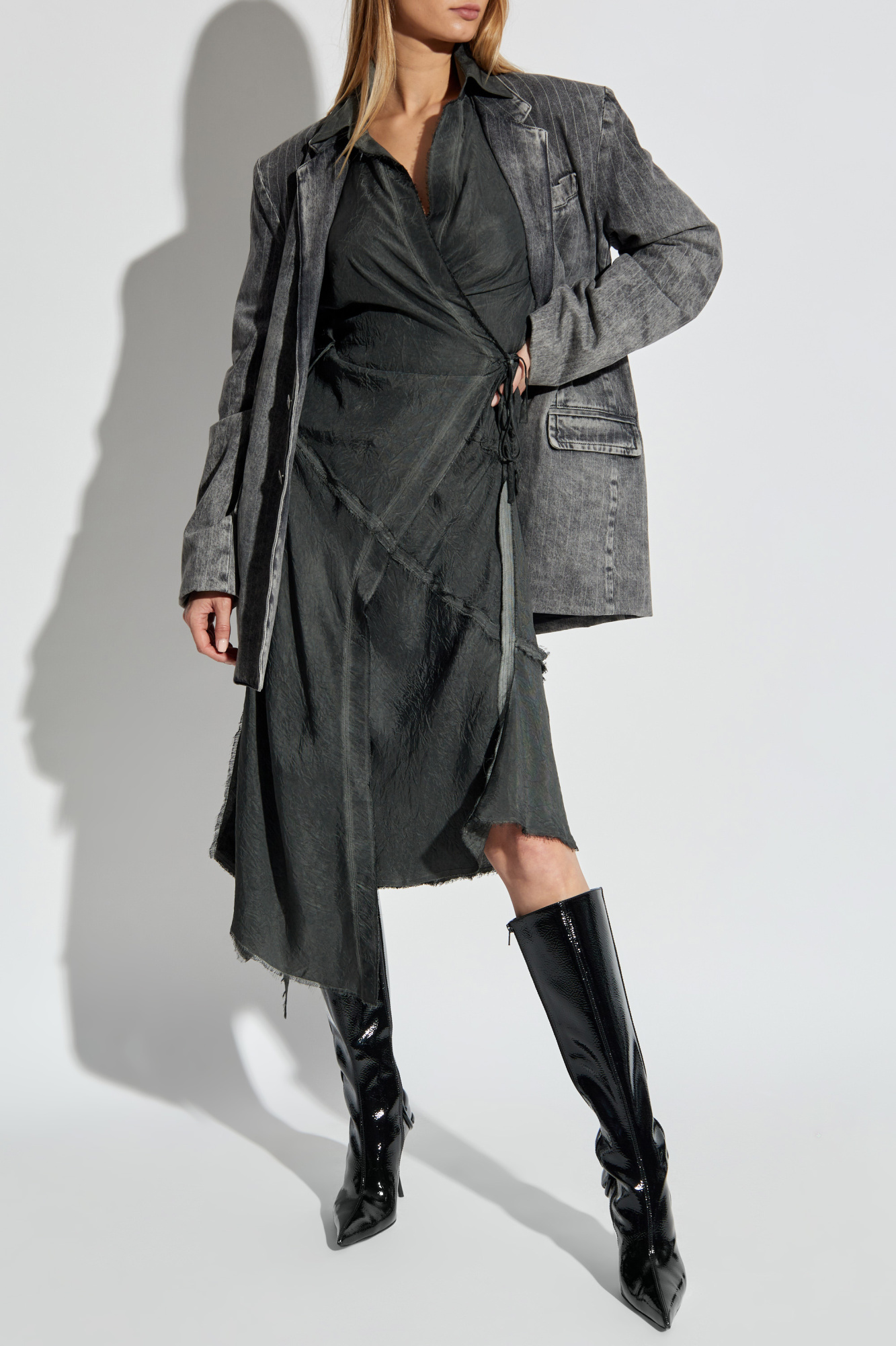 【関税込み】Diesel グレー D-Raven-Q1 ミディアムドレス Dieselのグレー D-Raven-Q1 ミディアムドレスがセール中